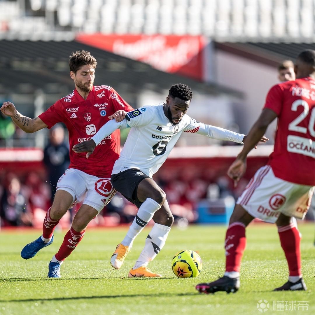 九游网页平台-关键时刻迈阿密热火备战法国杯；队长鼓劲细节曝光；压力陡增；控场能力受关注的简单介绍